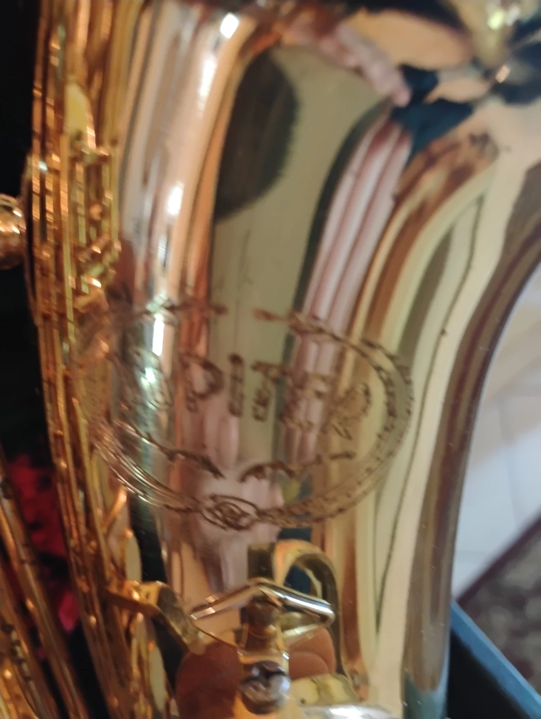 Vintage saxophone - photo 3