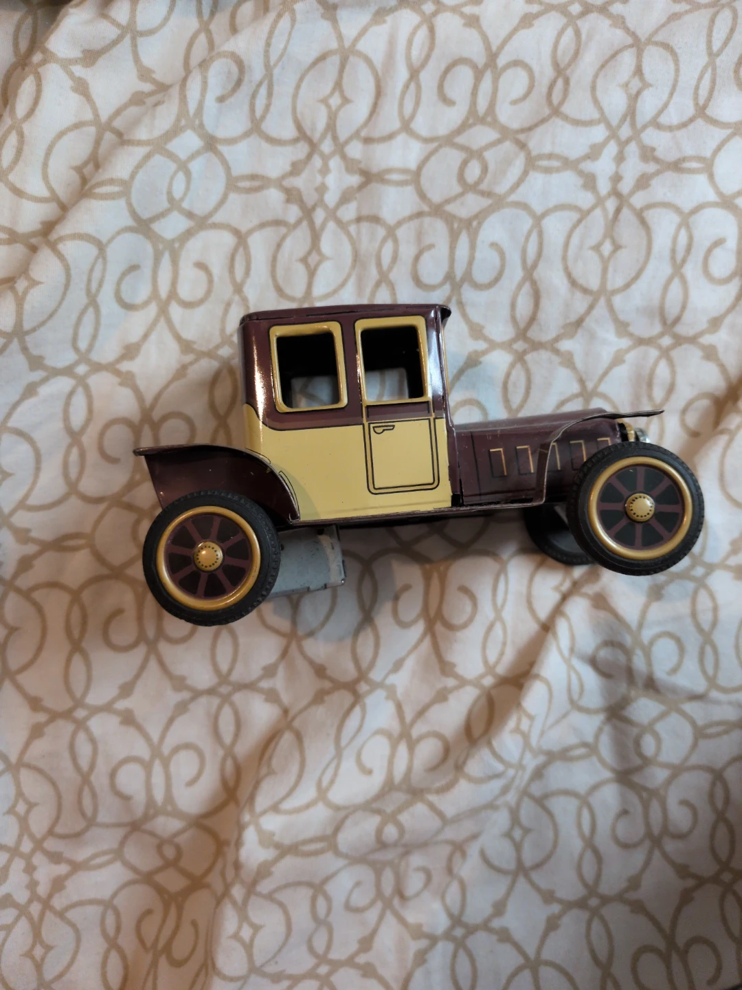Vintage Tin Toy Car - photo 2