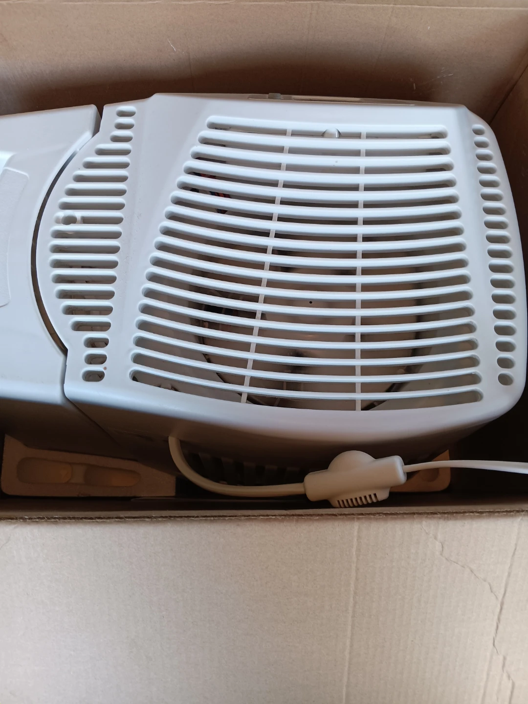 AIRCARE Evaporative Humidifier MA0800CN Mini-Console - photo 2