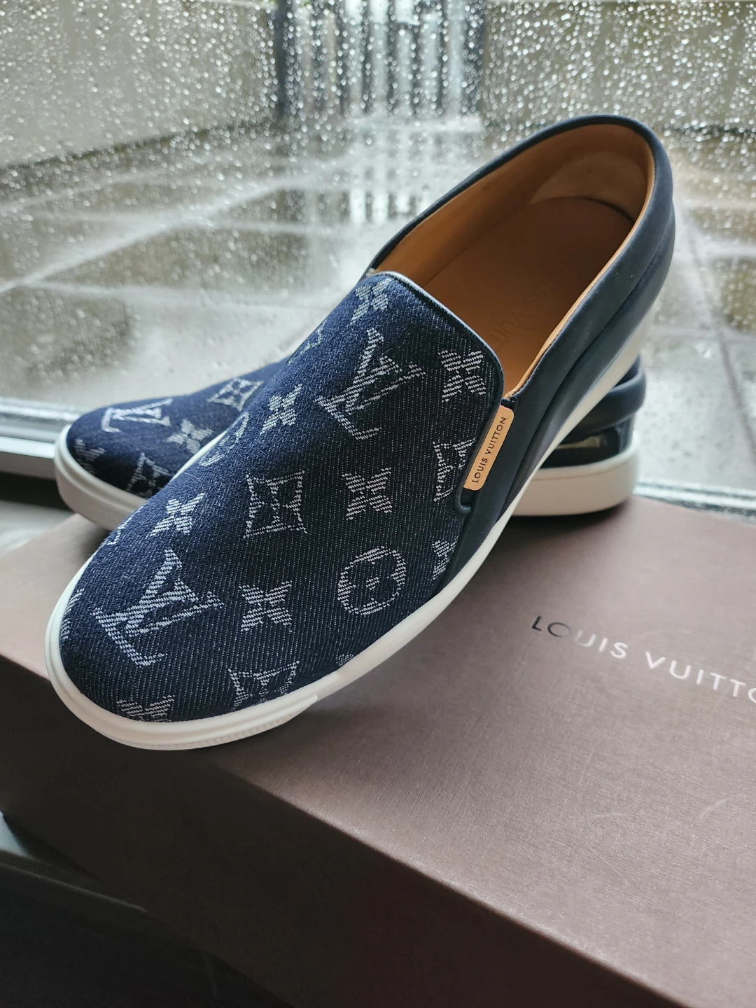 NEW - Authentic LOUIS VUITTON Denim & Leather Slip-Ons