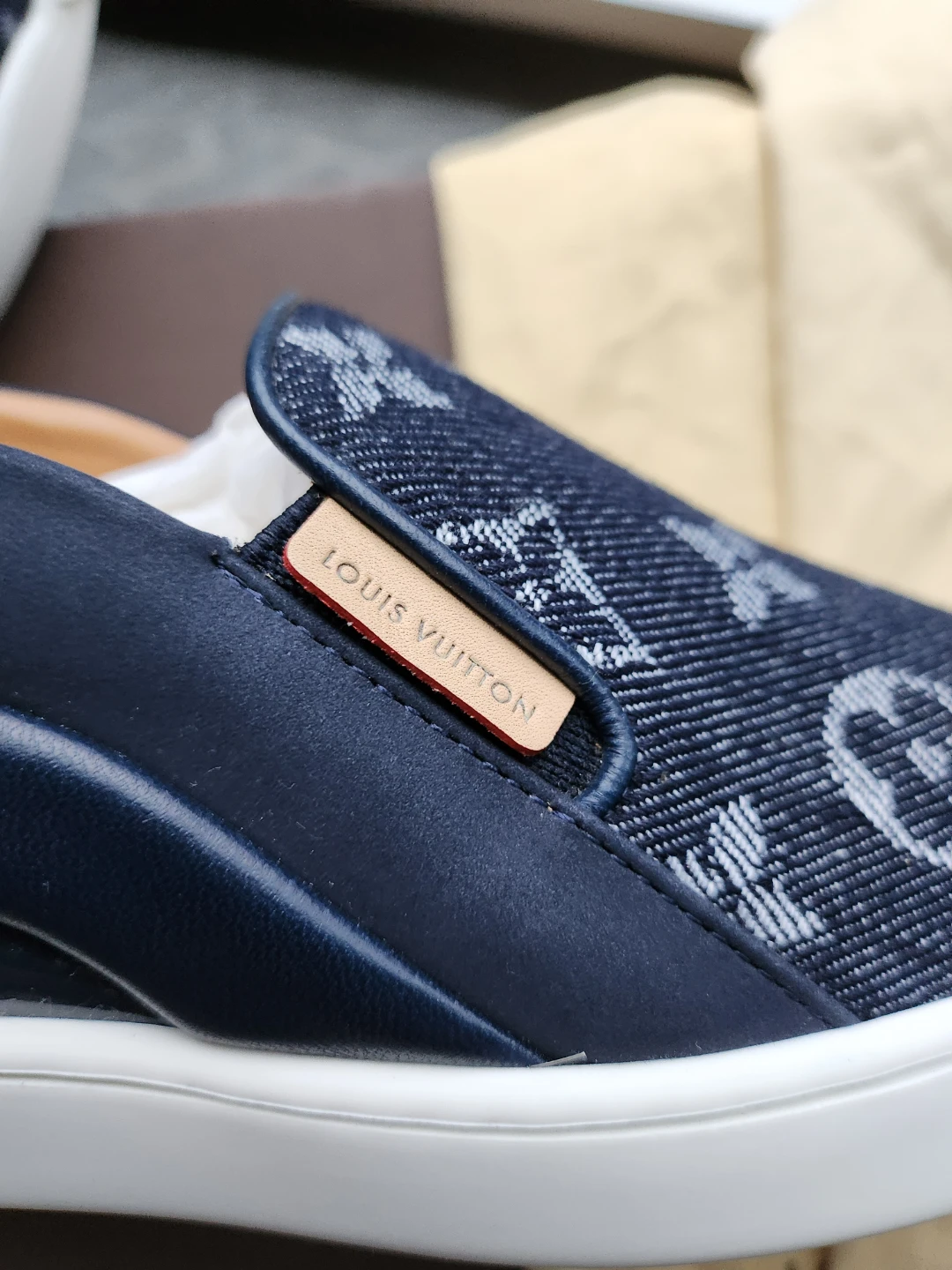 NEW - Authentic LOUIS VUITTON Denim & Leather Slip-Ons - photo 2