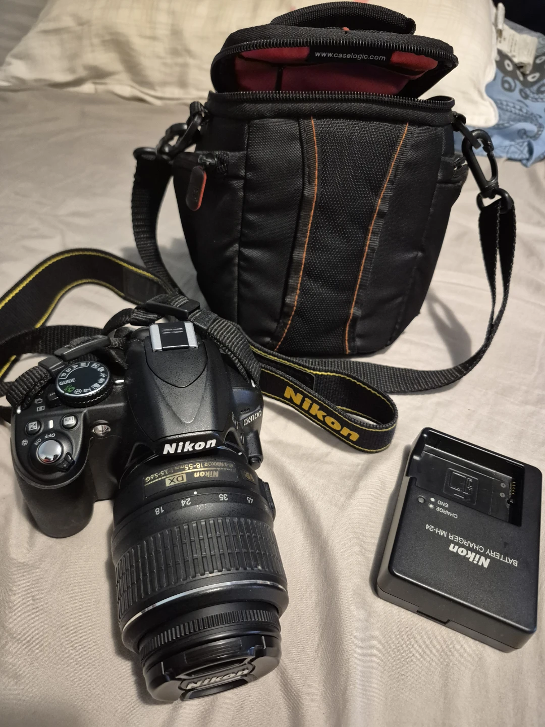 Nikon D3100 DSLR Camera with 18-55mm Lens and Bag - photo 5