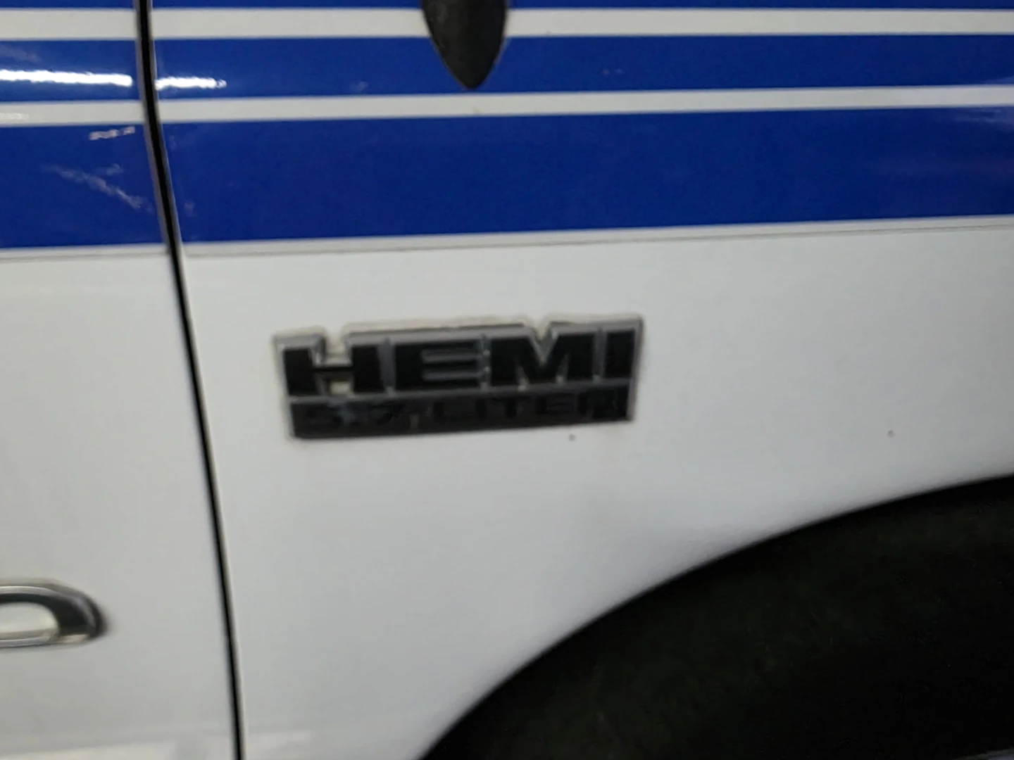 2006 Dodge Ram 2500 - photo 2