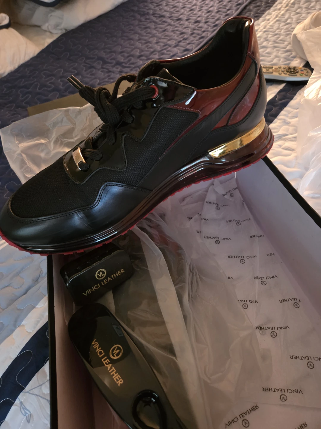 Mens Vinci Italian sneakers.