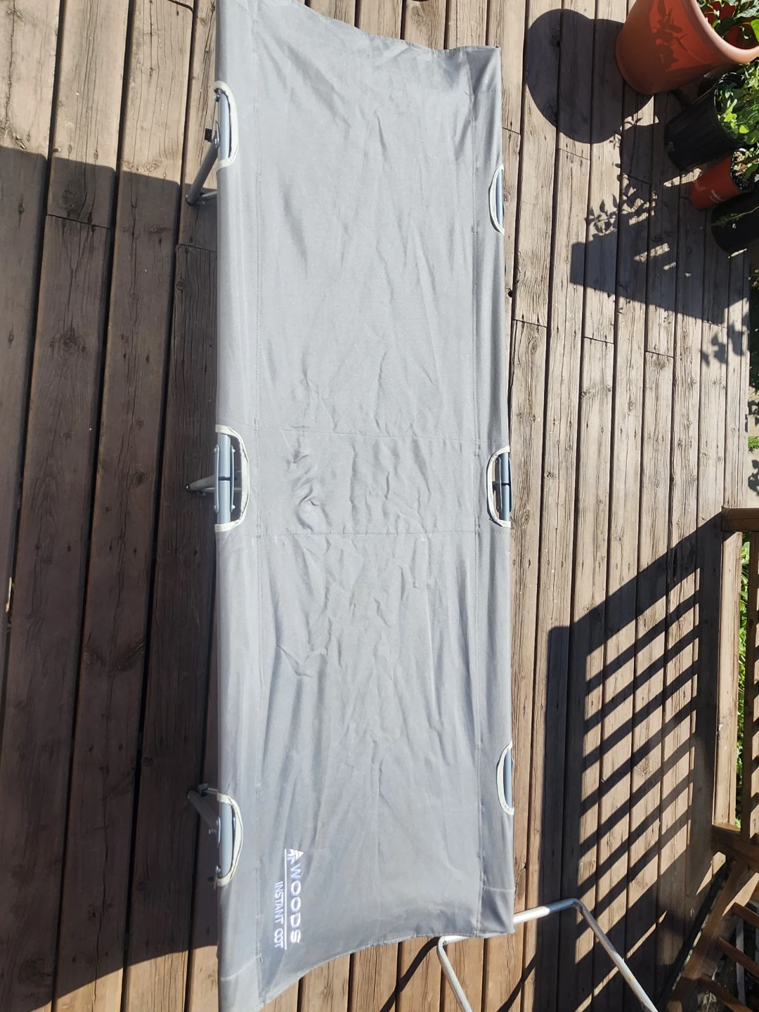 Woods Instant Cot