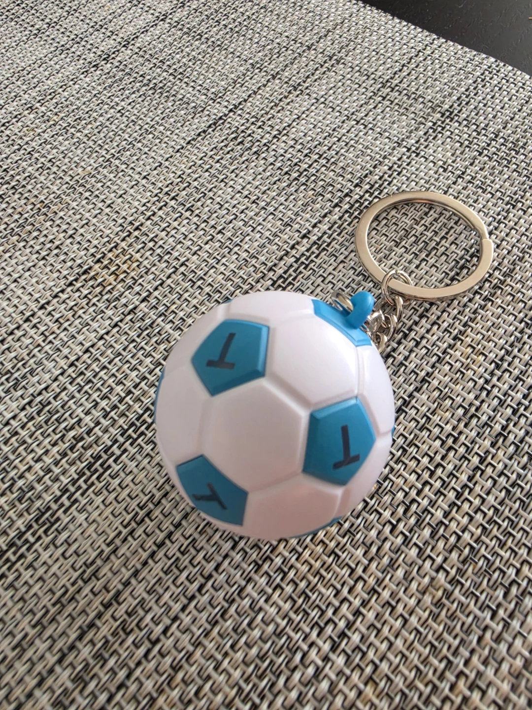 FIFA TransLink Soccer Mini KeyChain - photo 2