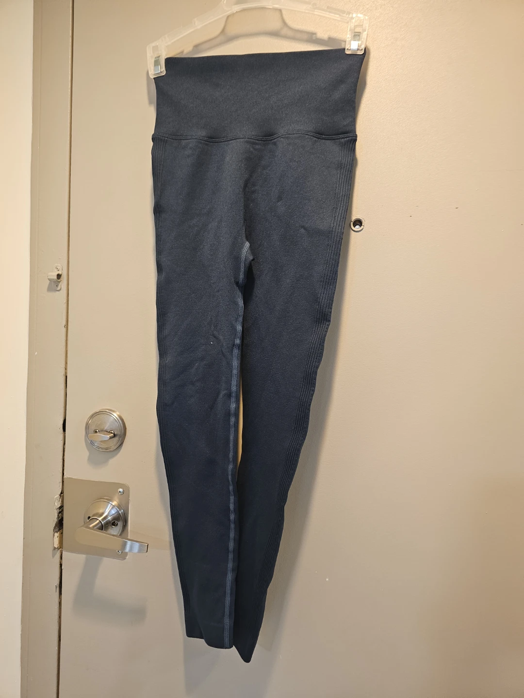 Dark Grey Ruched Leggings - photo 2