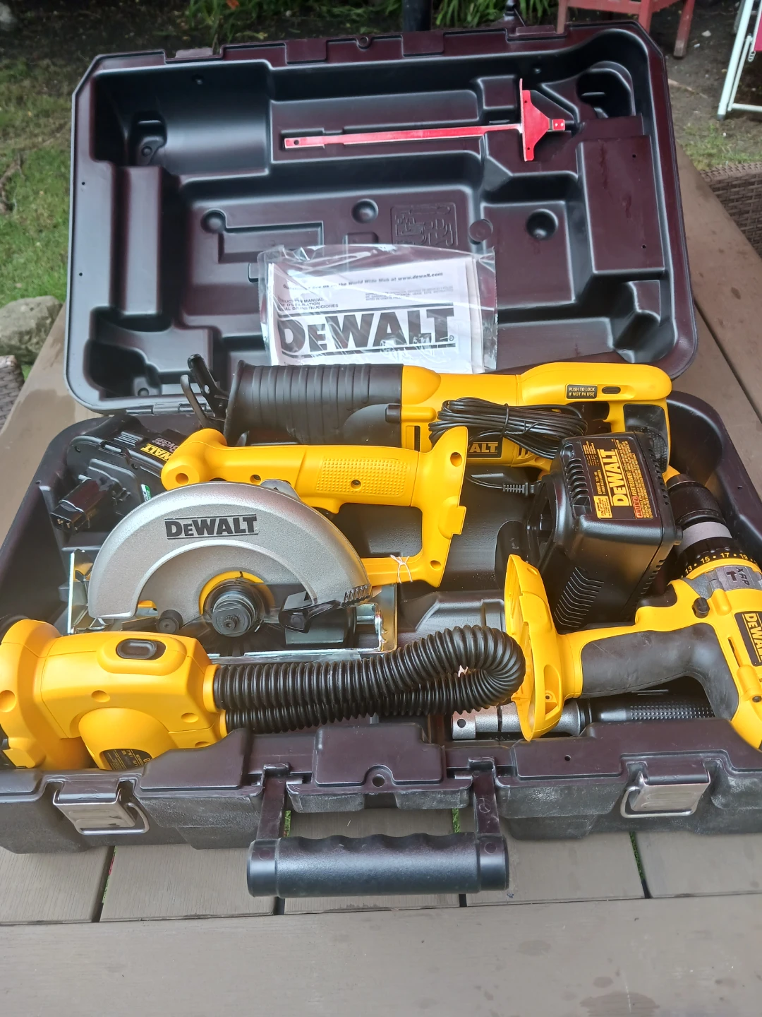DeWalt Cordless Power Tool Kit with Case - photo 2