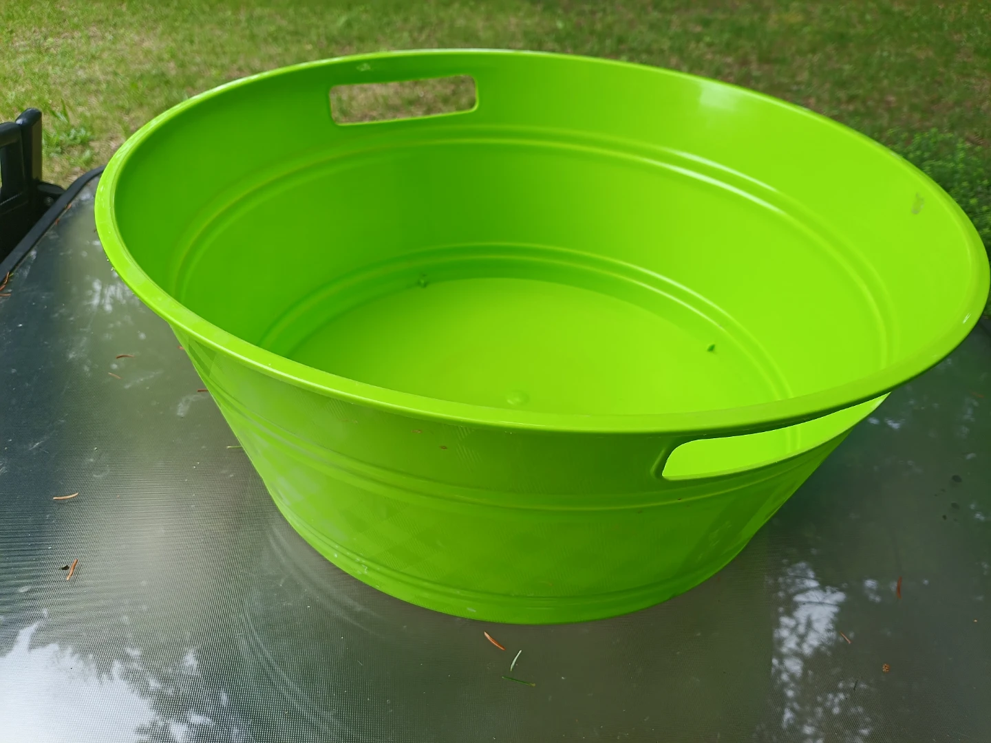 ⚽ large green bin