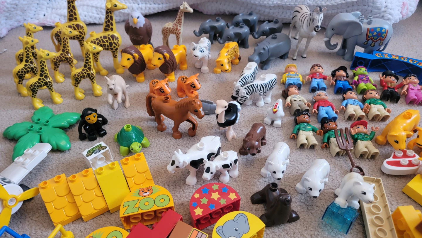 Assorted Large Building Blocks Toy Lot - photo 5