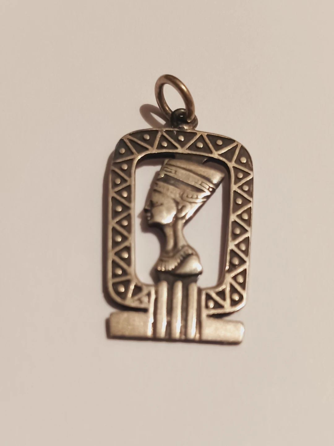 Sterling Silver Vintage  Egyptian Nefertiti Pendant - photo 2