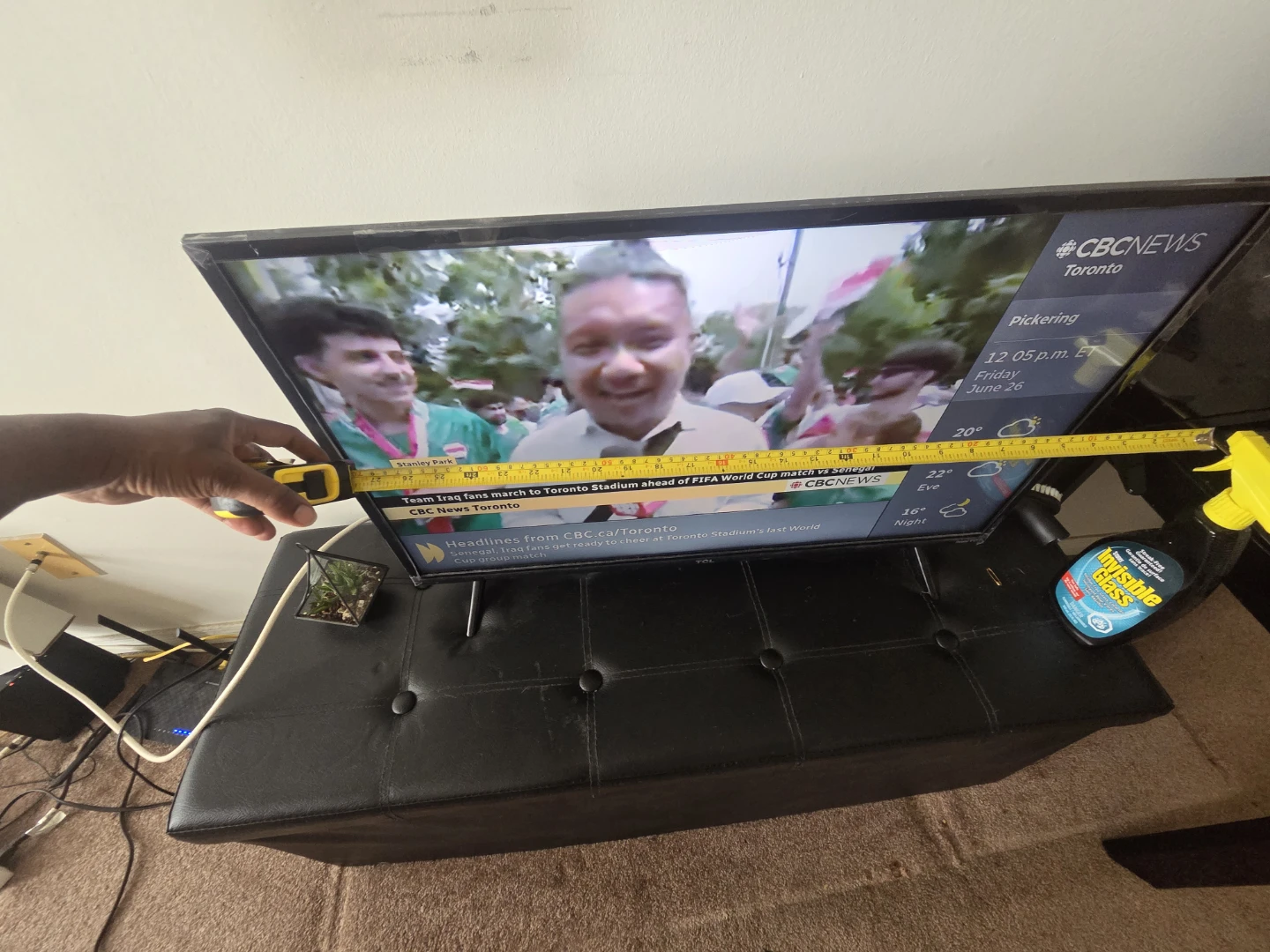ROKU Smart TV,  TCL 28-inch Television - photo 3
