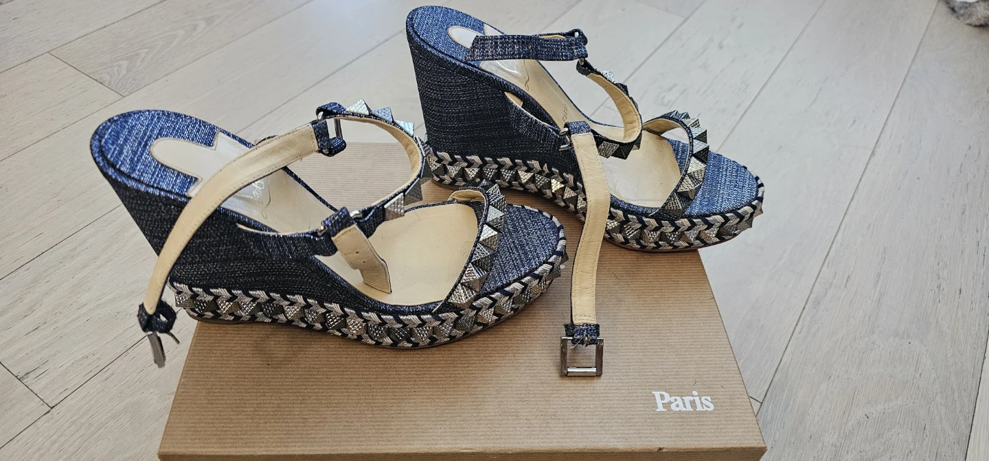 Christian Louboutin Wedge Sandals Size 39 - photo 2
