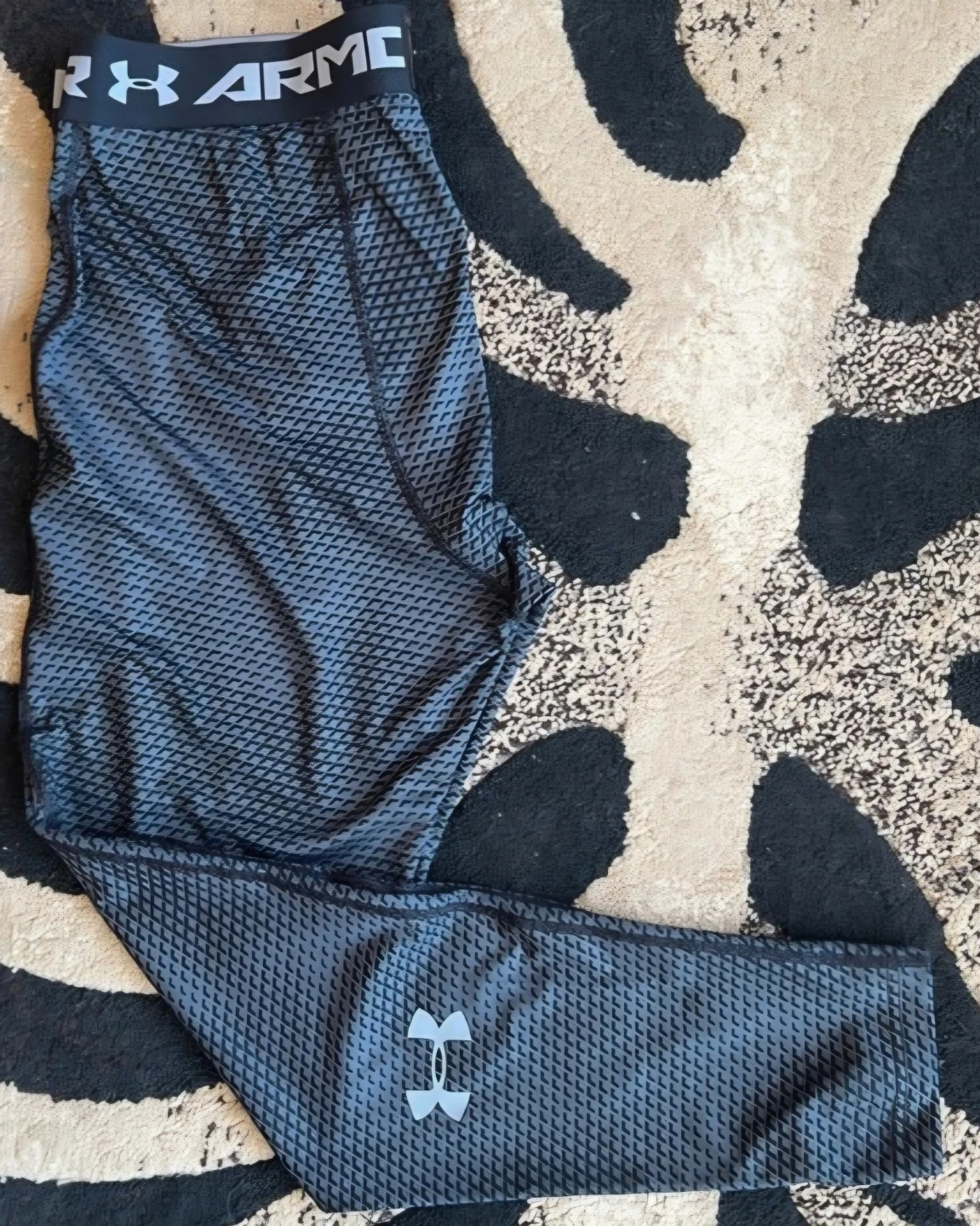 Under Armour Men’s Base Compression Pants.  XXL.