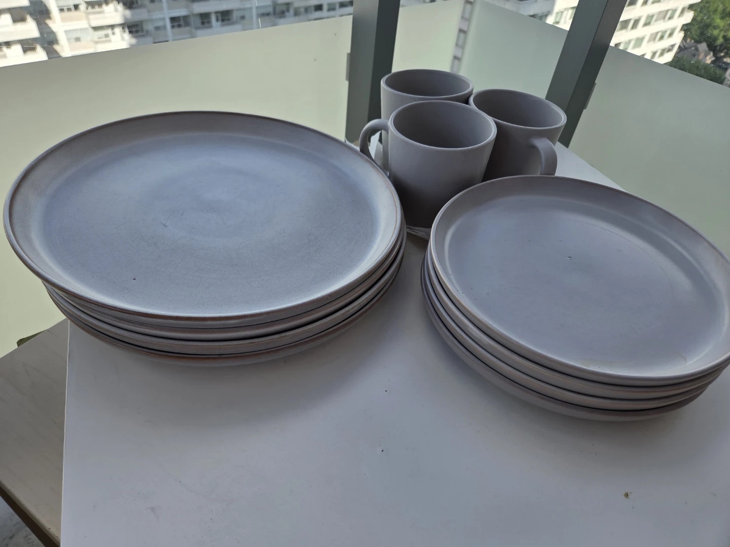 Set of 4 Mugs and 8 Plates - photo 3