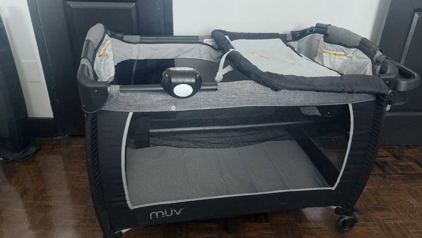 MUV Playpen/Portable Crib - photo 3