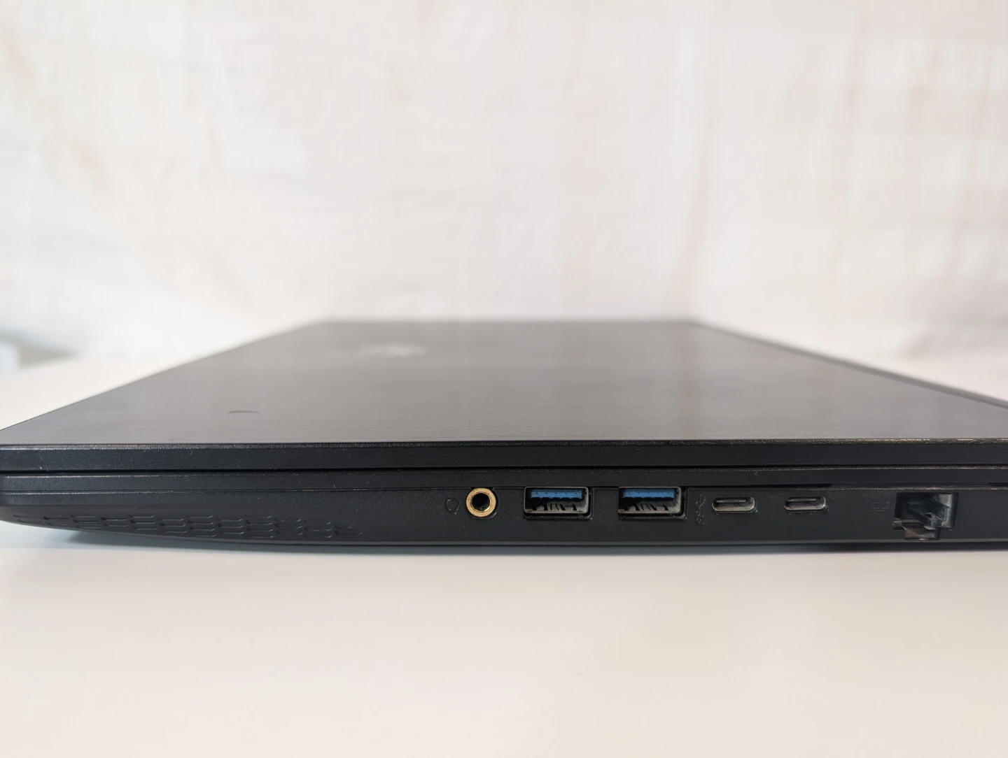 MSI Bravo 15 Gaming Laptop - photo 5