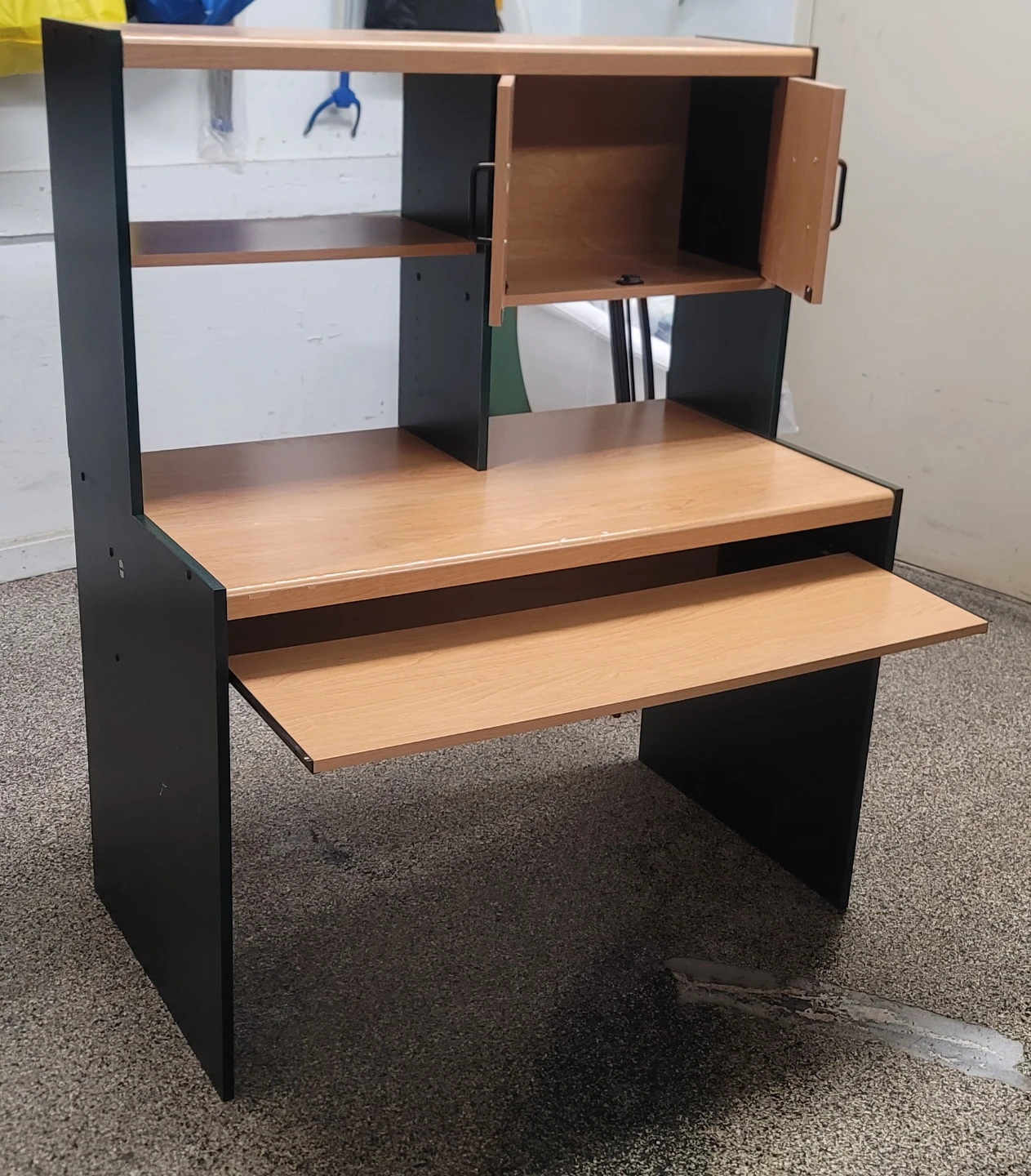 Computer Desk with Hutch and Keyboard Tray - photo 3