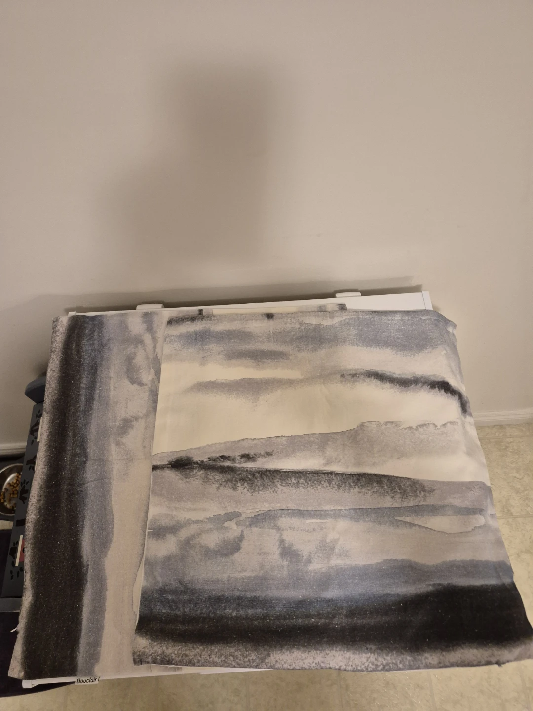 2 Bouclair Abstract Landscape Cushion Covers ⚽️