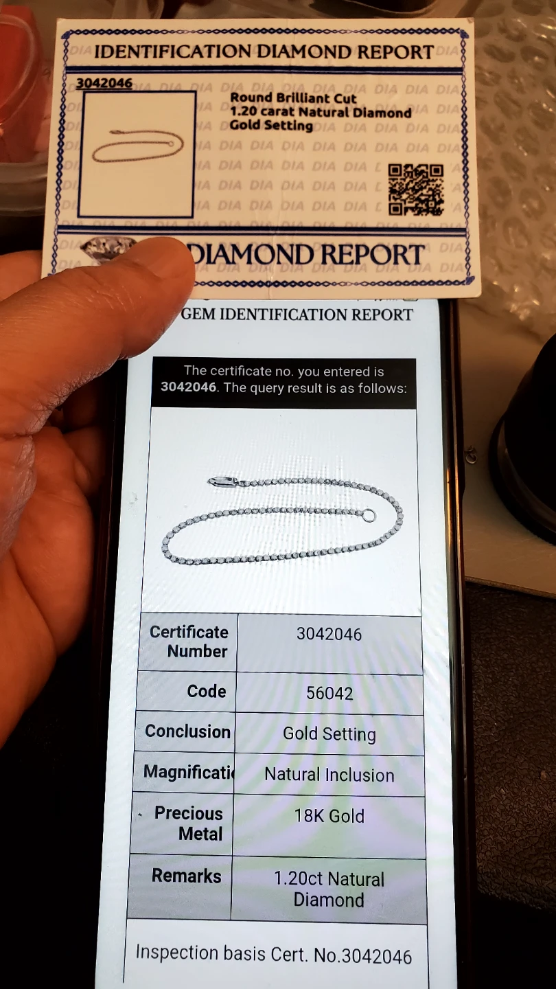 1.20 ct Natural DiaTennis 18k Bracelet  7", snake bite lock. - photo 2