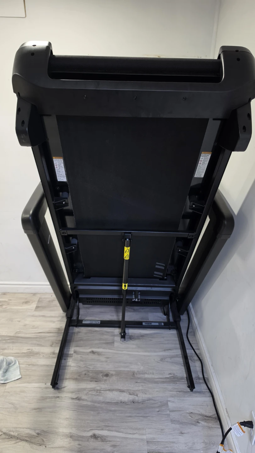 NordicTrack Treadmill - 2025 Model - photo 3