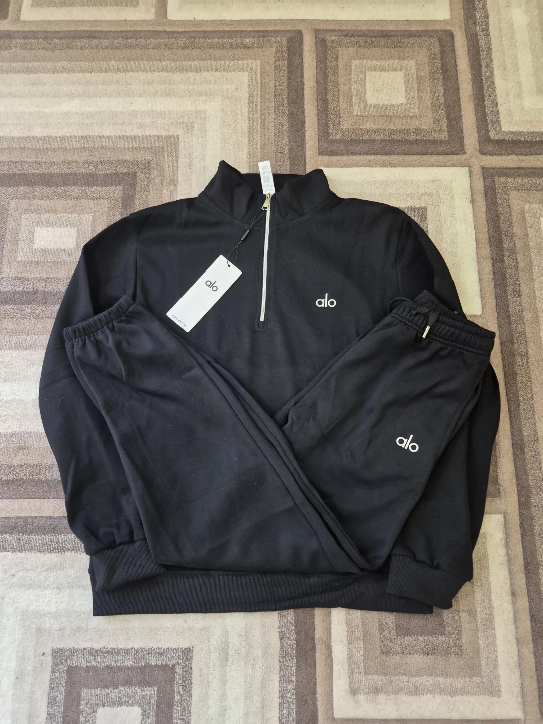 Alo Yoga Black Quarter Zip & Jogger Set