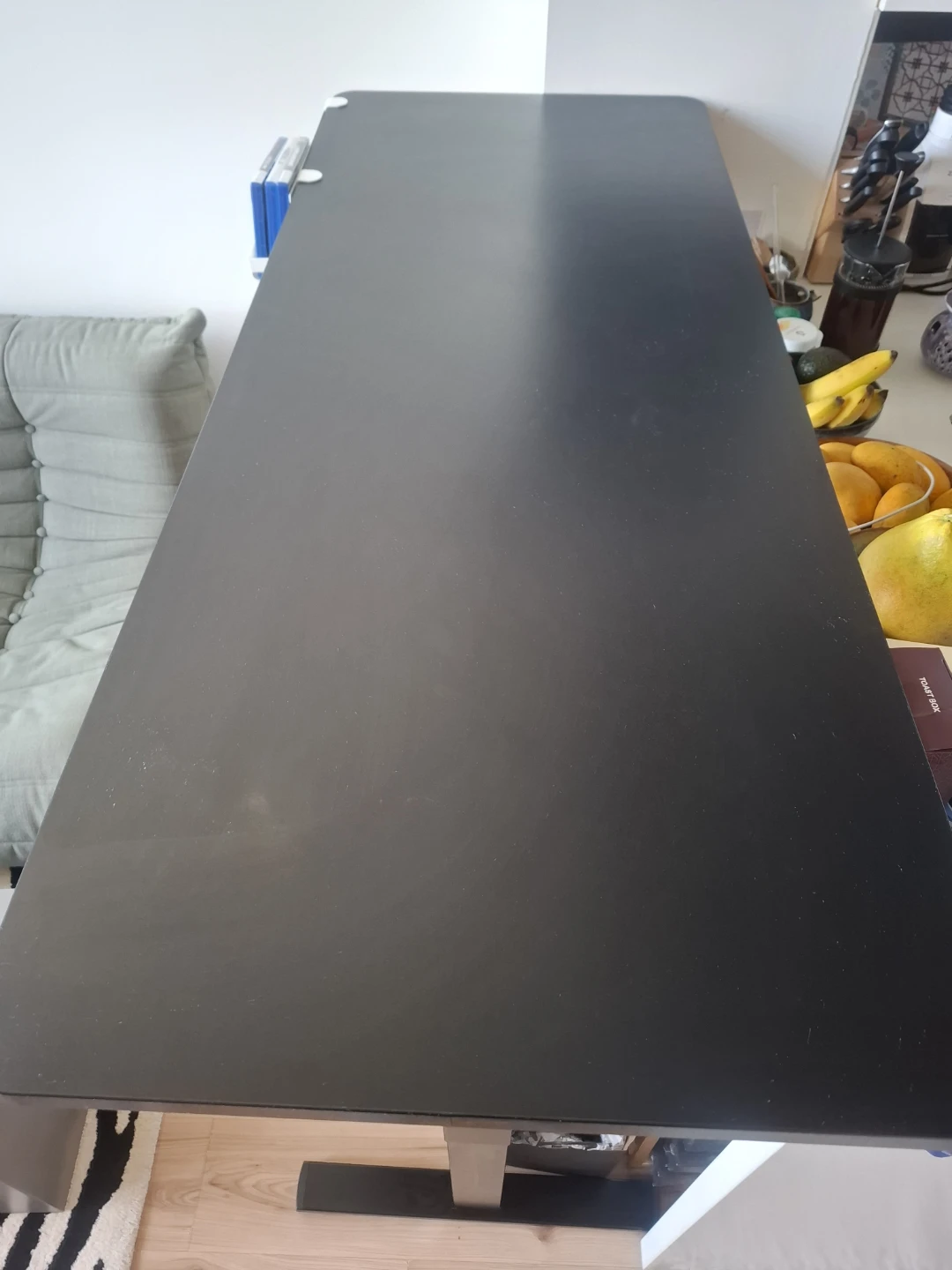 Vivo STANDING DESK! 60 x 24 inches. AMAZING conditon. - photo 2