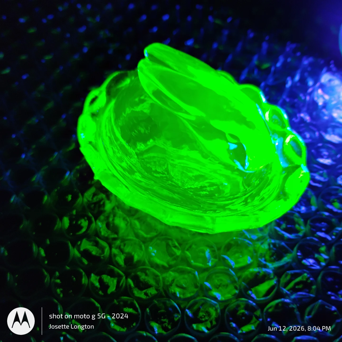 Vintage Boyd Uranium Glass Bunny on Nest