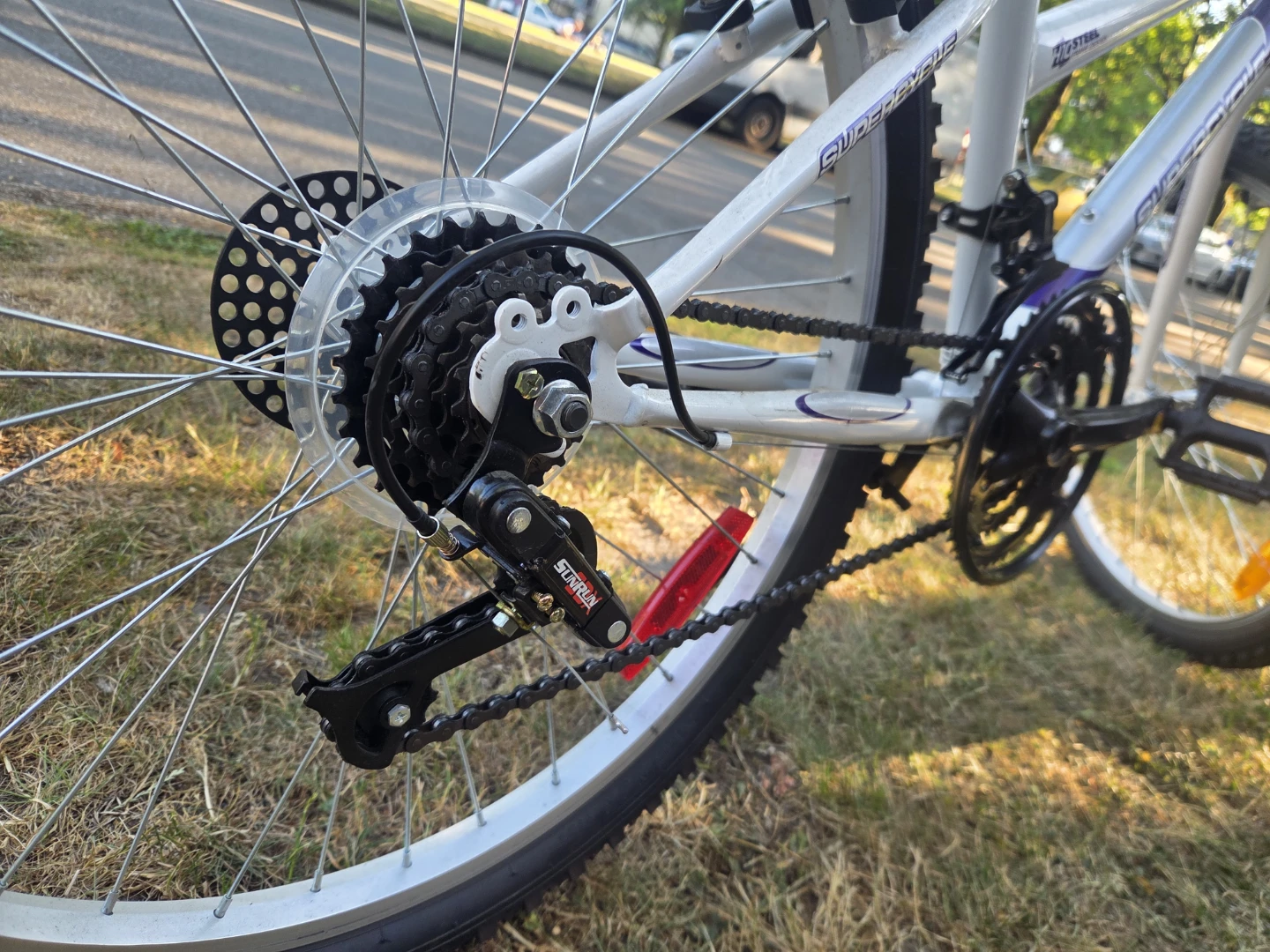 24" Mountain / City Bike - White & Purple - photo 4