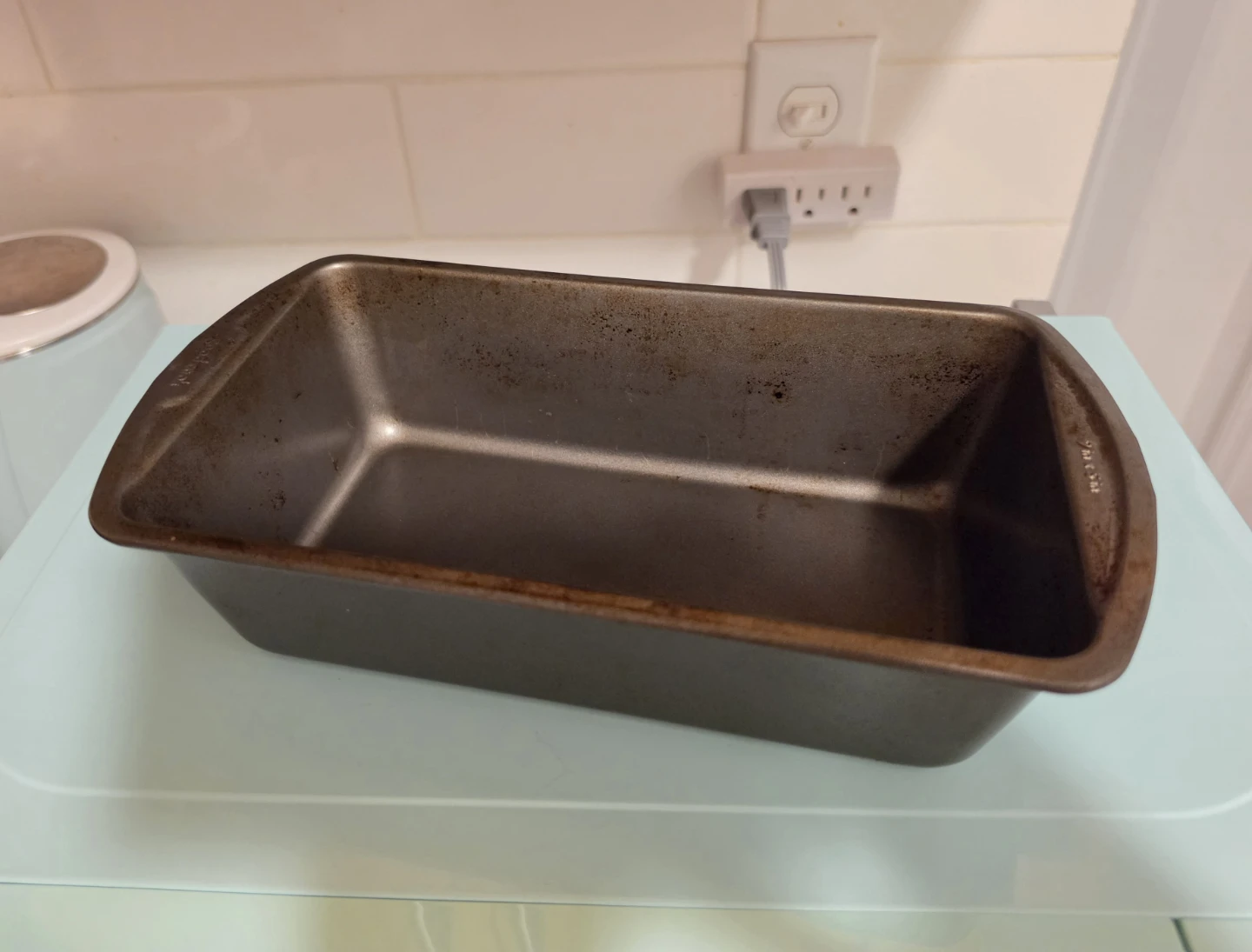Bread pan