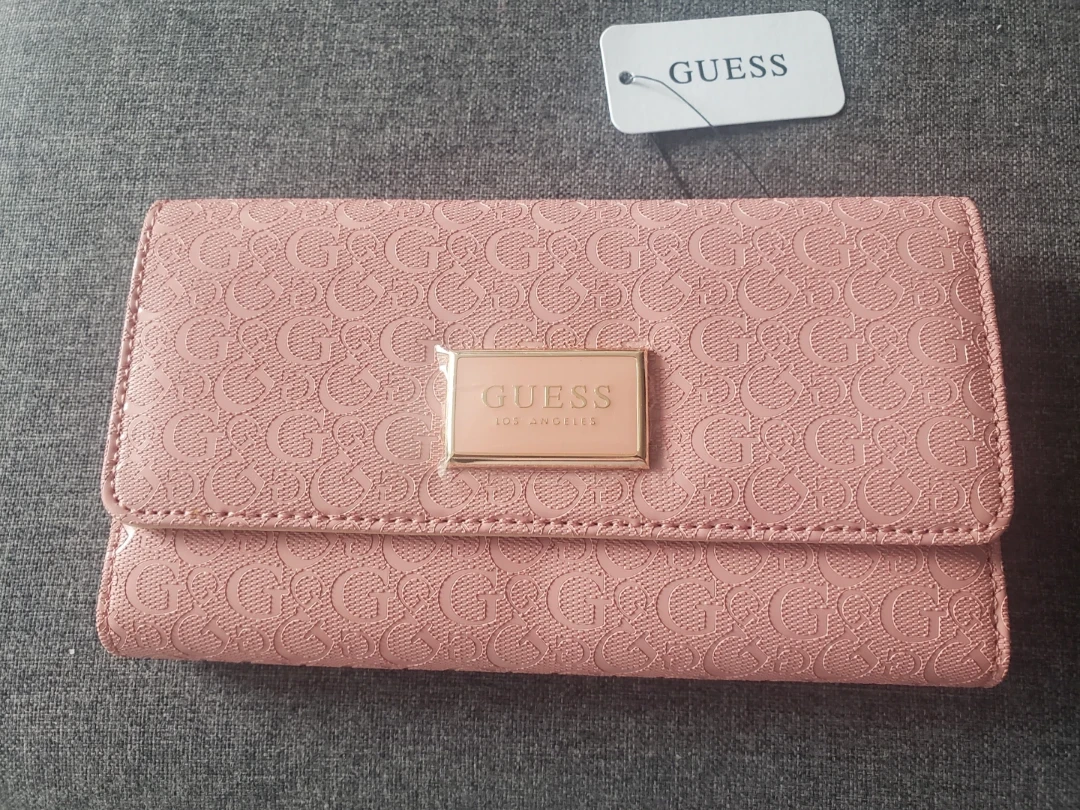 Guess Women's Wallet - Pink