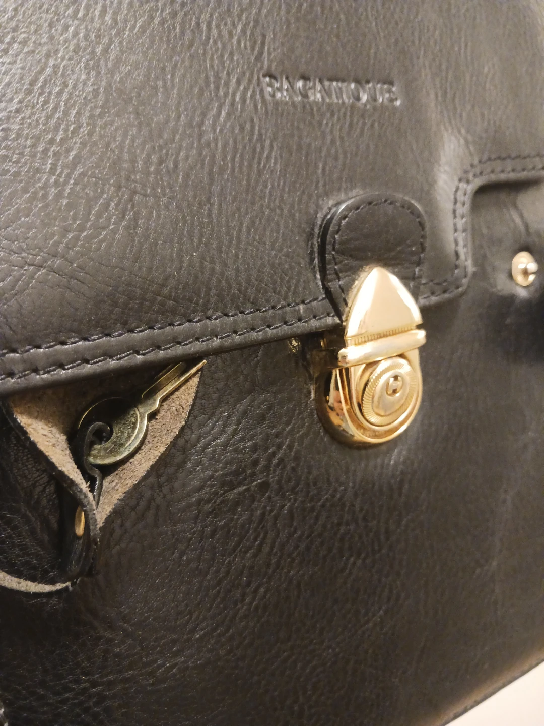 Bagallotique Black Leather Satchel Bag with Lock & Key - photo 2