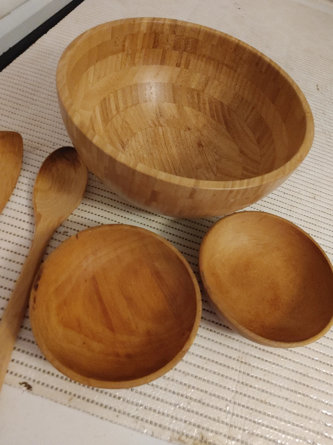 IKEA Bamboo Salad Bowl. & 2 small bowlswith Utensils