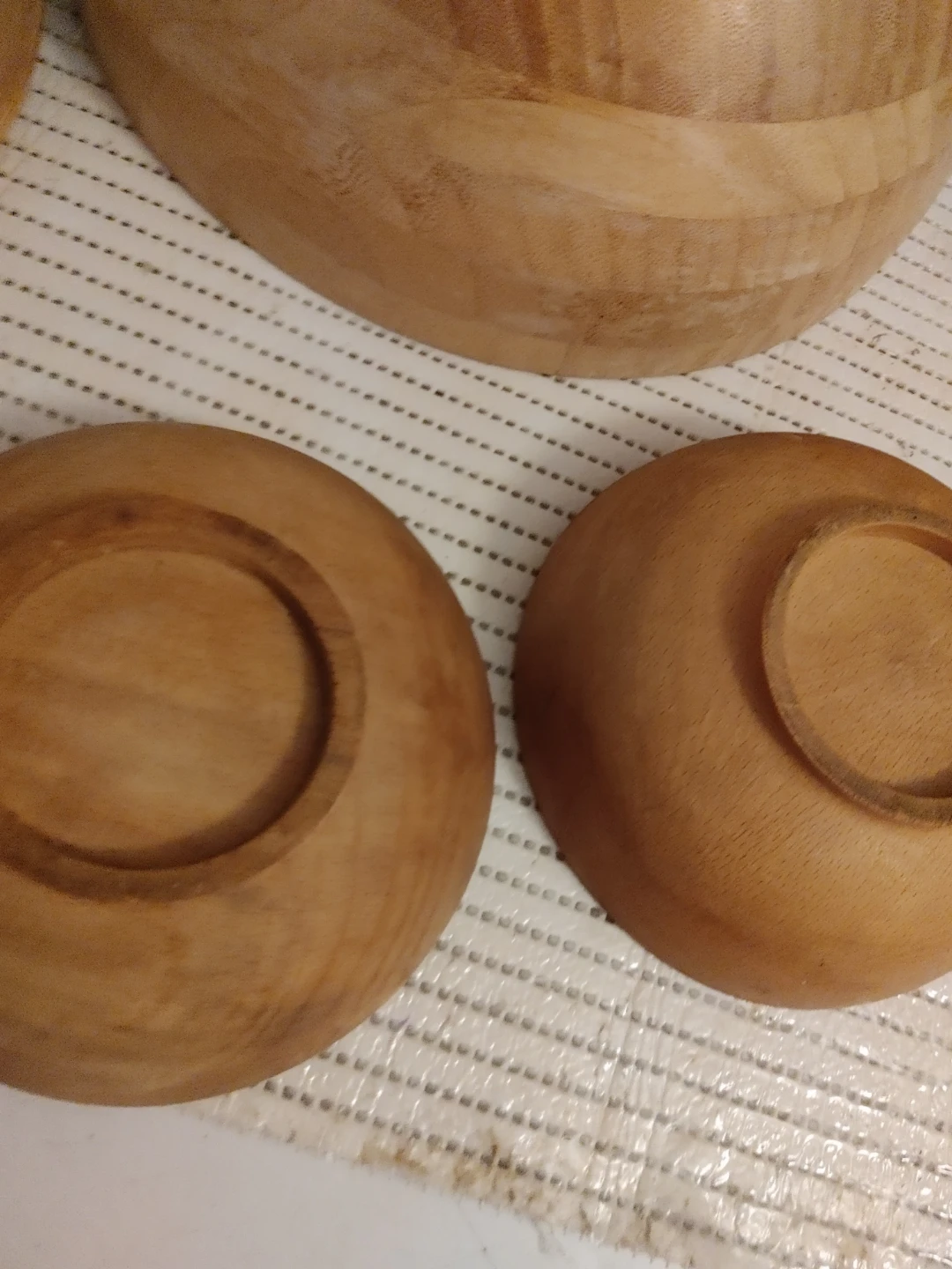 IKEA Bamboo Salad Bowl. & 2 small bowlswith Utensils - photo 3