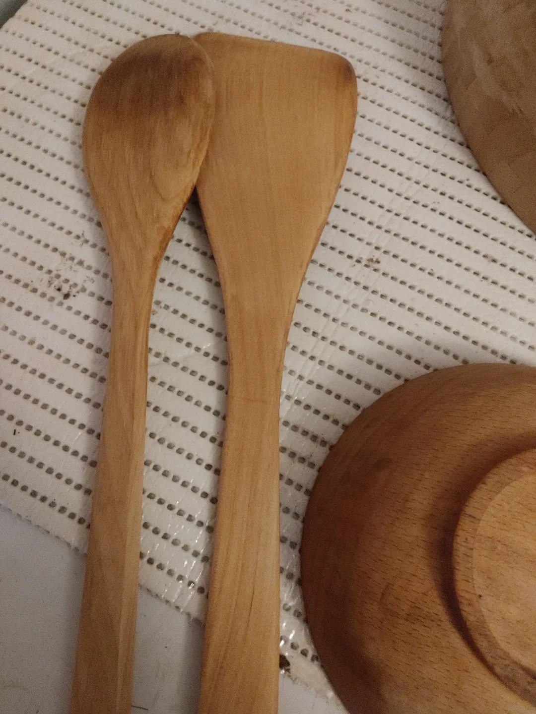 IKEA Bamboo Salad Bowl. & 2 small bowlswith Utensils - photo 4