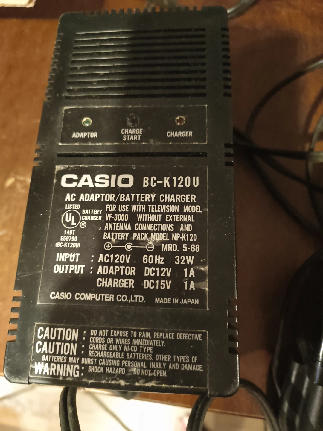 Casio VF-3000 Portable VHS Video Cassette Recorder & TV - photo 4
