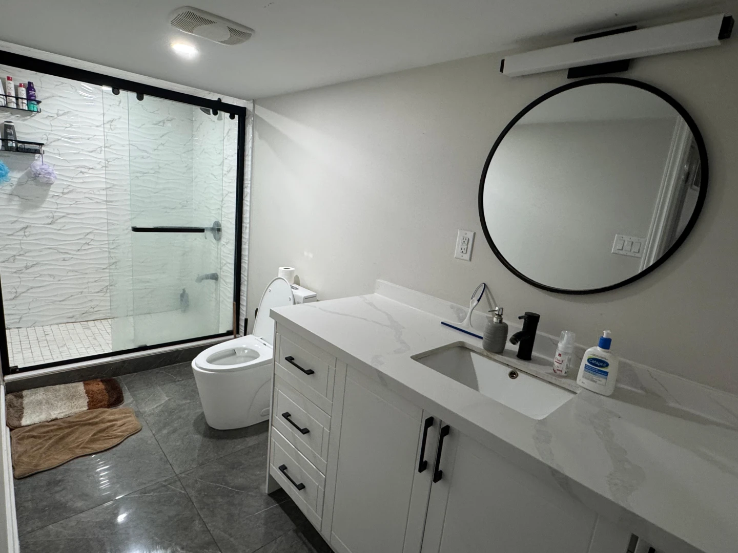 Basement apartment room for rent in sharing for a Female - photo 4