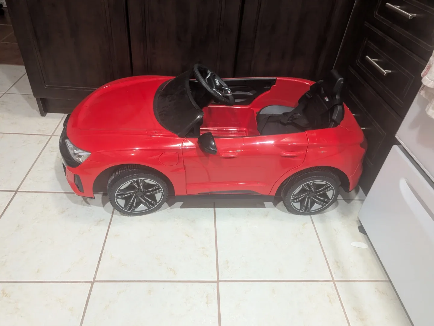 Red Audi RS e-tron GT Ride-On Car