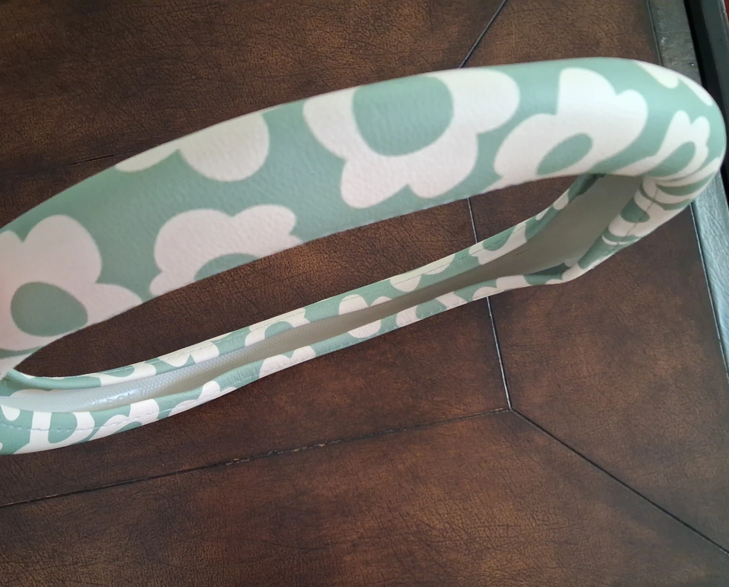 Flower Print Steering Wheel Cover - photo 4