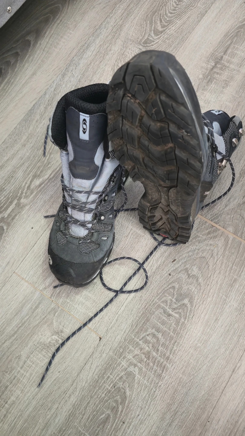 Salomon Women's Hiking Boots - photo 4