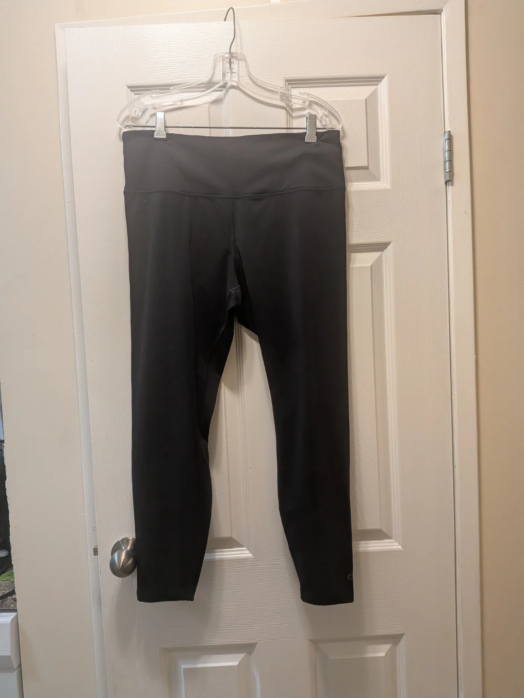black leggings pick up in St Albert
