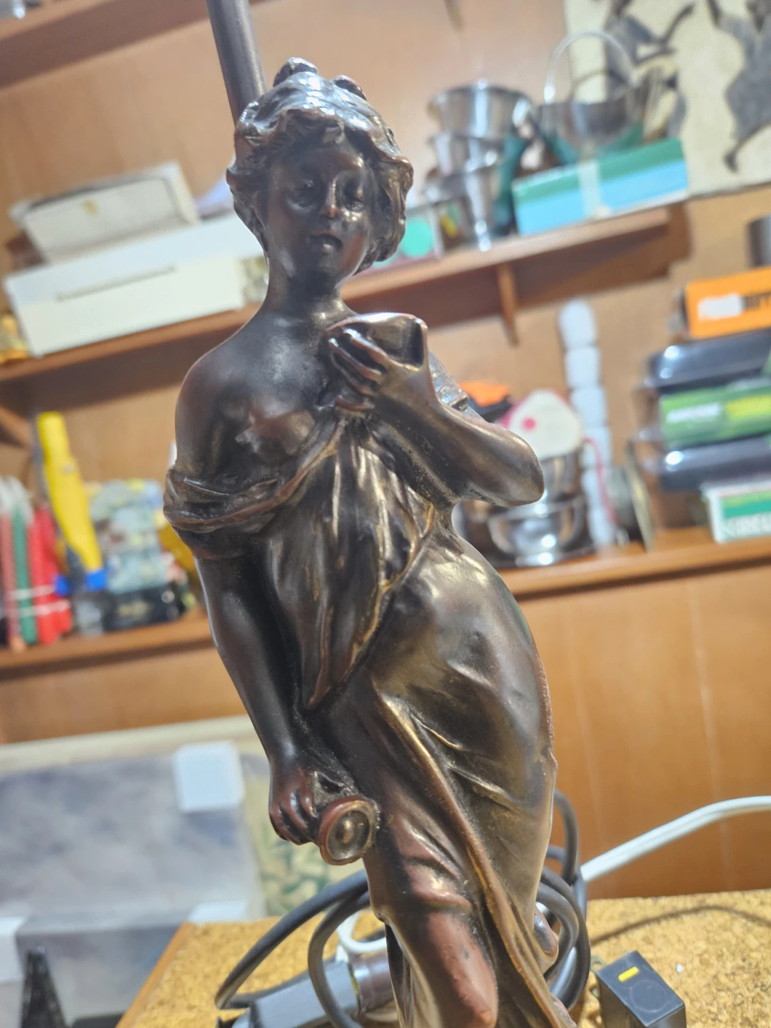Vintage Figural Table Lamp with Frosted Petal Shade - photo 3
