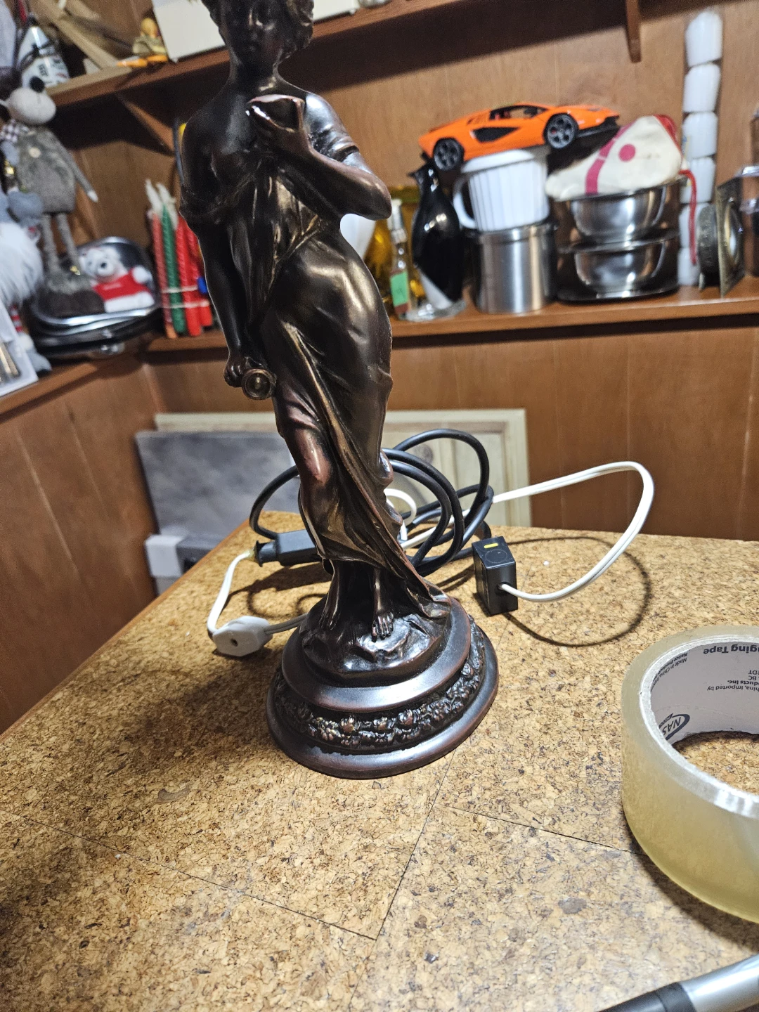 Vintage Figural Table Lamp with Frosted Petal Shade - photo 4