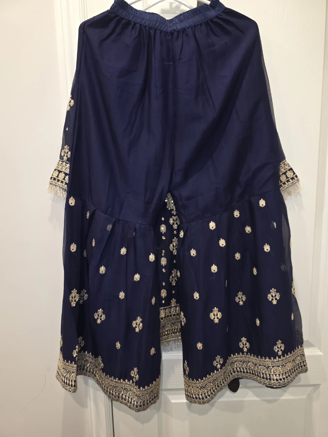 Navy Blue Embroidered Sharara Pants and Dupatta - photo 2