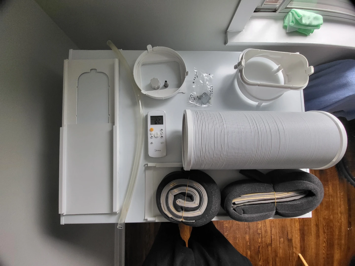 3 in 1 Midea 8000 BTU Portable Air Conditioner - photo 4