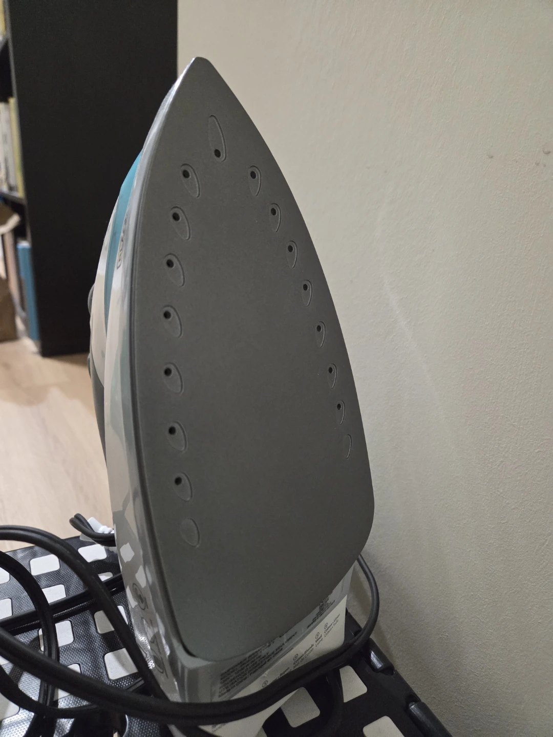BLACK+DECKER Iron - photo 2
