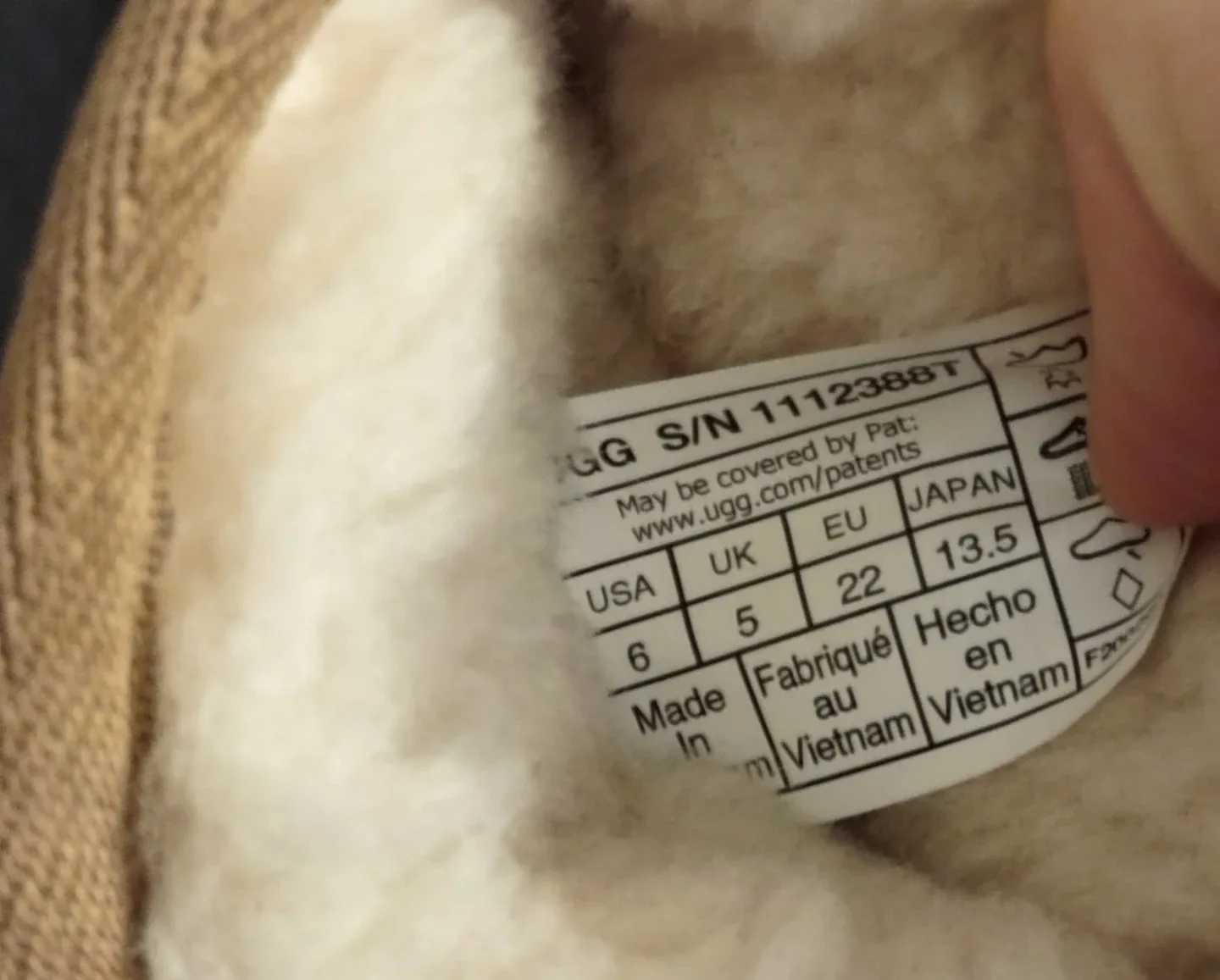 UGG Boots - Toddler Size 6c - photo 4
