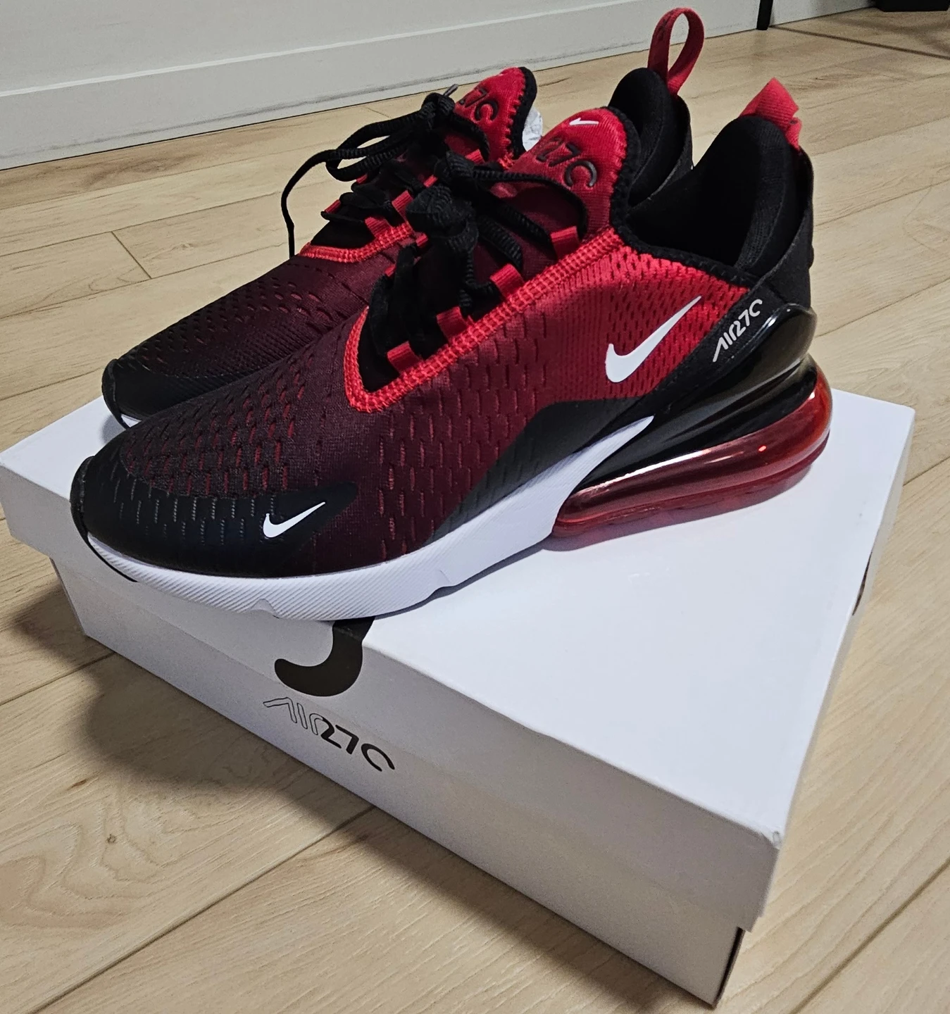 Nike Air Max 270 Red Black Sneakers - photo 3