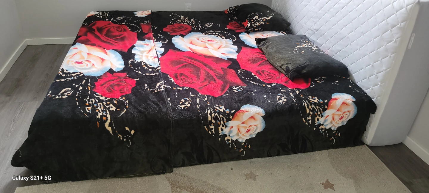 4 Pieces  3D bedding set Queen size
