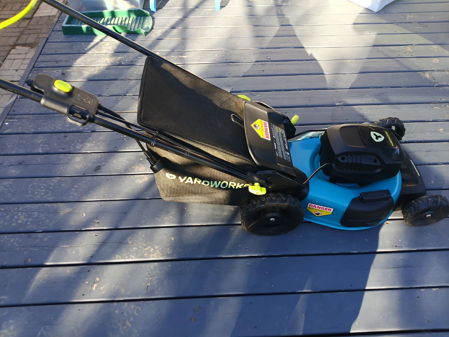 Yardworks 20-Inch Electric Mower - photo 2
